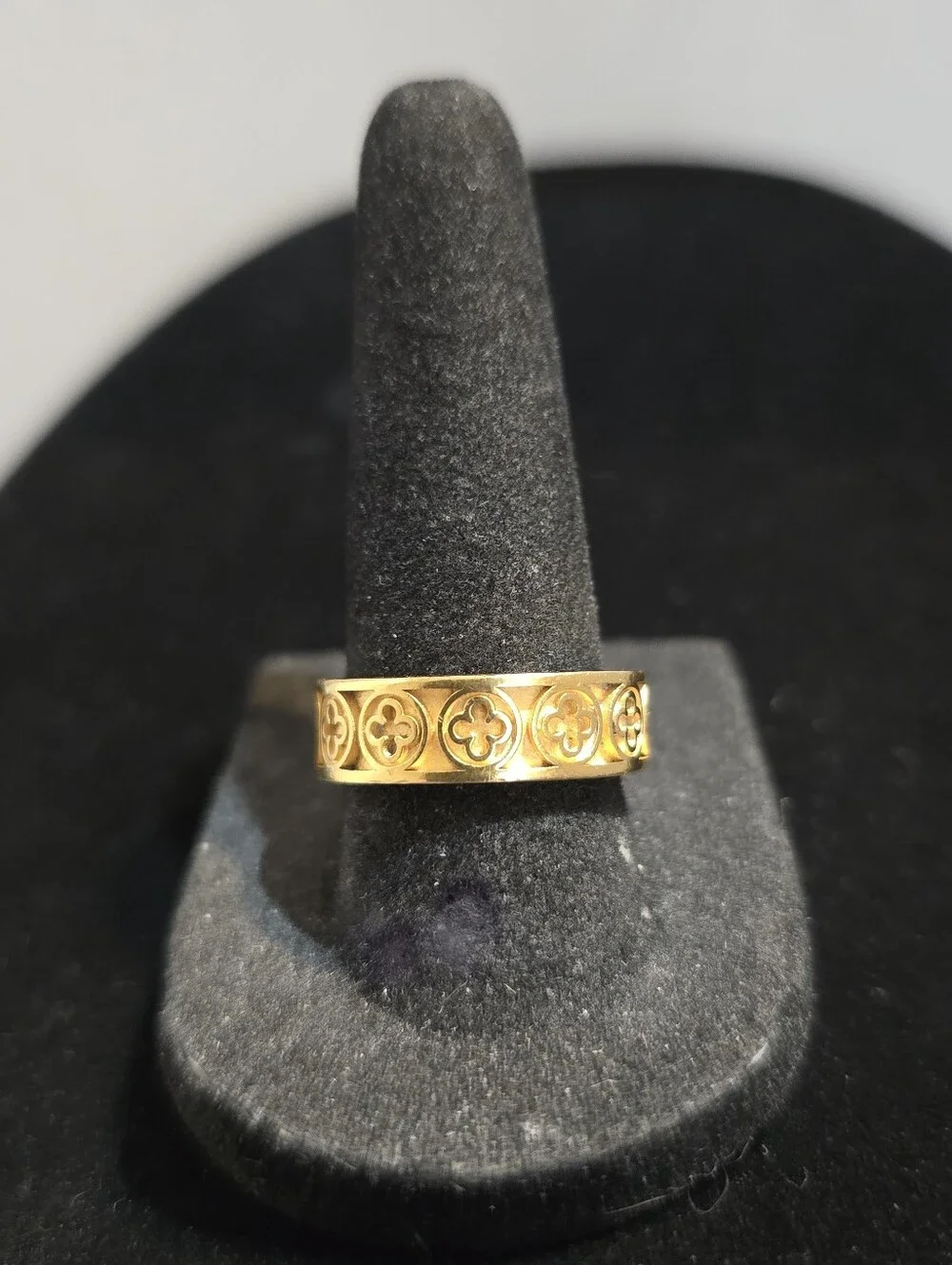 Humilis Gold Plated Sterling band ring with Palazzo Ducale quadrilob flower s7.5
